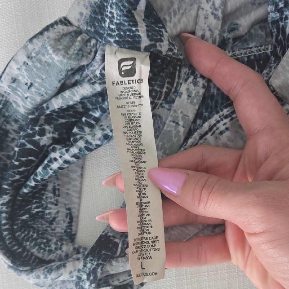 Fabletics Blue Patterned Sports Bra - Picture 4 of 4
